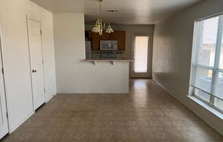 3 beds, 2.5 baths, 1,325 sqft, $925