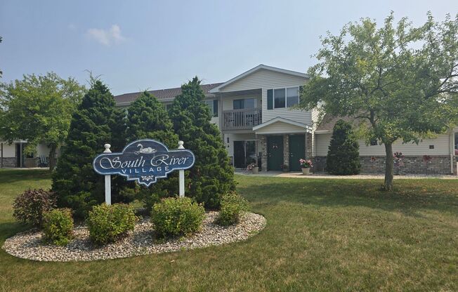 2 beds, 1 bath, 856 sqft, $1,269, Unit PL   7305