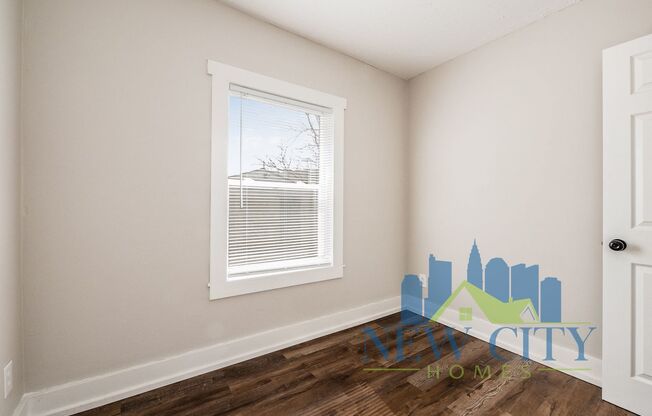 2 beds, 1 bath, $1,325