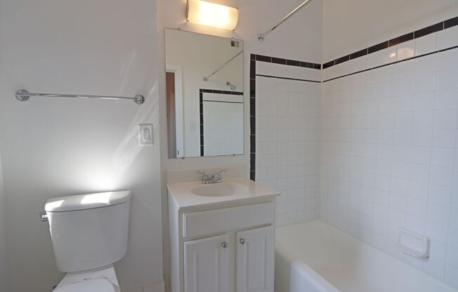 Studio, 1 bath, 458 sqft, $2,175, Unit W106