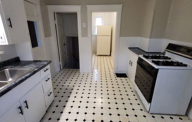 2 bedroom, 1 bath house