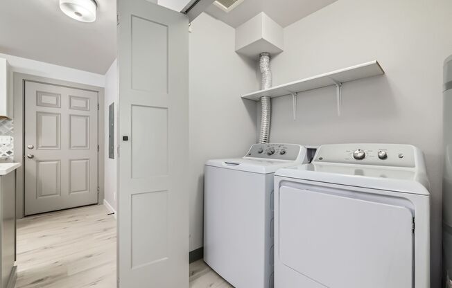 2 beds, 1.5 baths, $2,450, Unit 203
