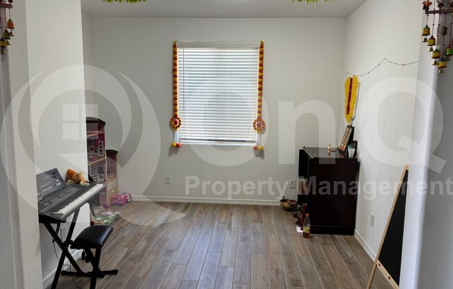 25493 N 143 DR