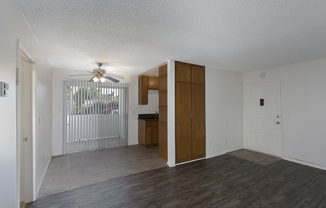 1 bed, 1 bath, $2,095, Unit 1B