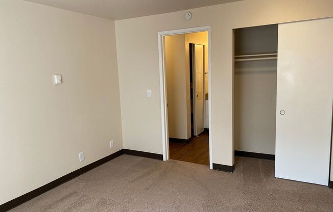 1 bed, 1 bath, 600 sqft, $1,695, Unit 524