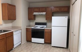 2 beds, 1.5 baths, $825, Unit 315 Creek Unit  B