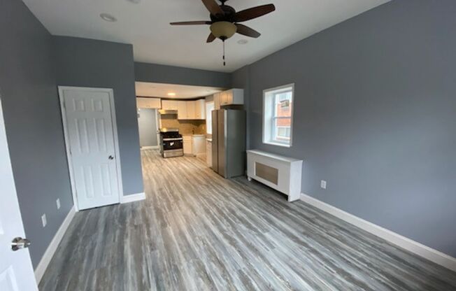 2 beds, 1 bath, 1,000 sqft, $1,400, Unit Apt. 5