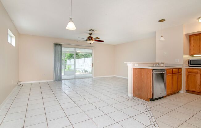 Beautiful 2/2.5 Townhome FOR RENT in the highly sought after Milk District in Downtown Orlando!!