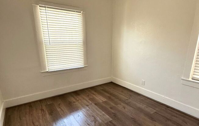 1 bed, 1 bath, $1,995, Unit 3680 1/2