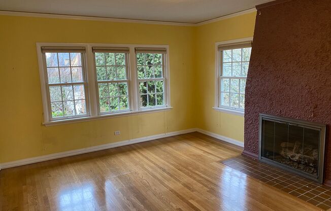 Amazing Irvington Charm - 3 bedroom Duplex Condo