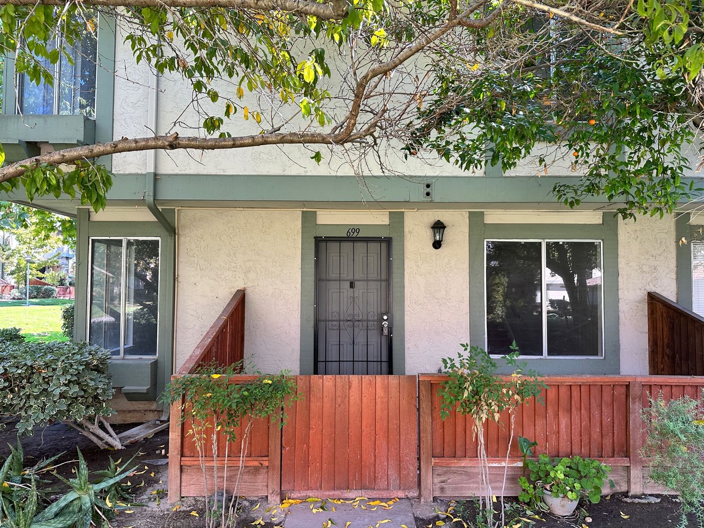 Remodeled and Clean 3 Bedroom 1.5 Bath Townhouse in South San Jose