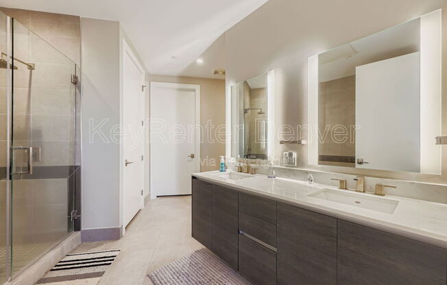 1 bed, 1.5 baths, 951 sqft, $2,300, Unit 617