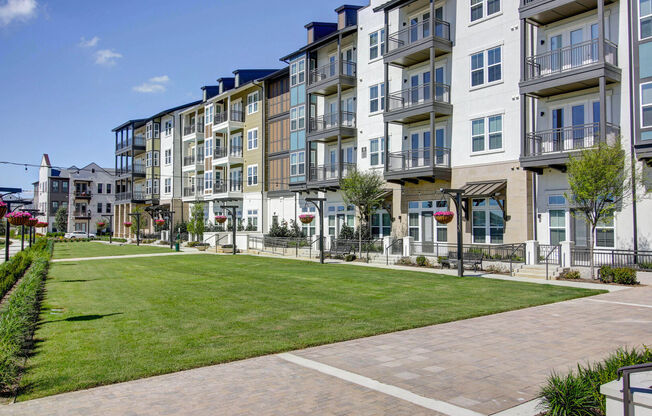 Home - The Maxwell - Frisco, TX