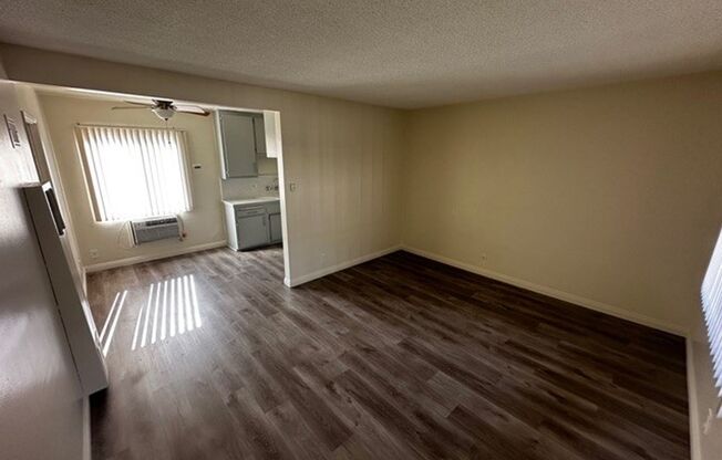 1 bed, 1 bath, 527 sqft, $1,825, Unit 08