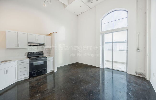 1 bed, 1 bath, 728 sqft, $1,615, Unit 147