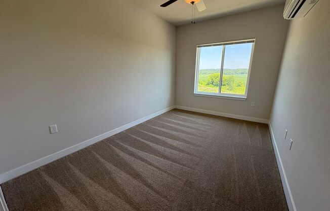 2 beds, 2 baths, 978 sqft, $1,900, Unit 5115-309