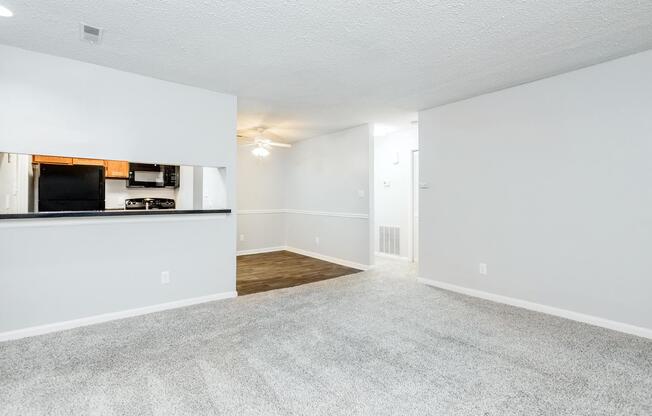 1 bed, 1 bath, 650 sqft, $1,079