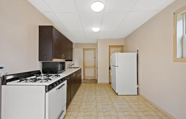 133 Glenmore Ave