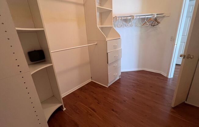 Beautiful home in gated community! Spacious layout, ample size rooms, WD hookups 3 car garage and more!