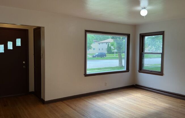 Nice 3 Bedroom Single Family Home w/ off street parking.