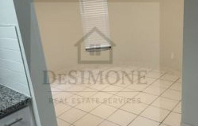 1 bed, 1 bath, 617 sqft, $1,199, Unit R-01