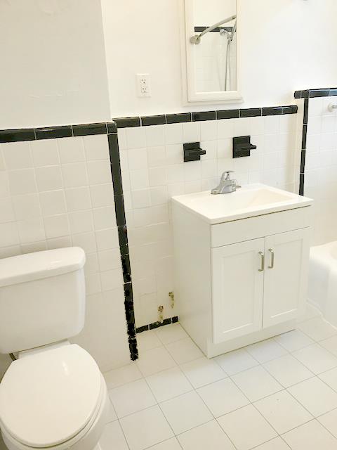 1 bed, 1 bath, 700 sqft, $3,050, Unit 10-H