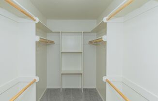 1 bed, 1 bath, 806 sqft, $1,595, Unit 157