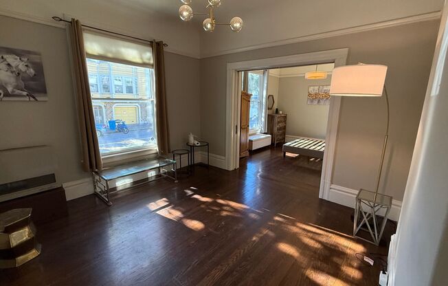 EPIC REA- Outstanding NOPA Location w/Garage Parking - 2 BR/1 BA Condo