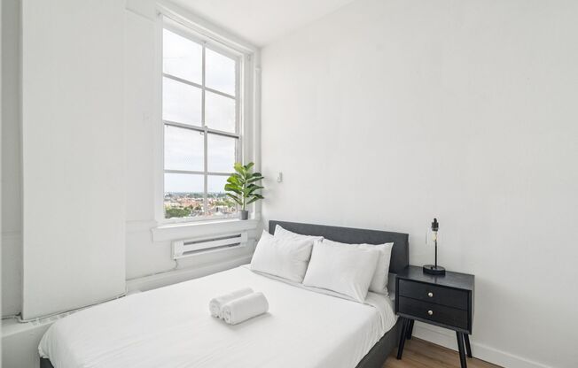 1 bed, 1 bath, 416 sqft, $1,483, Unit 213