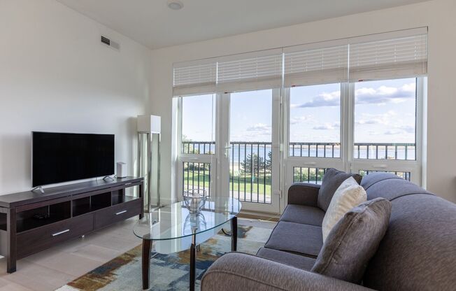 1 bed, 1 bath, 663 sqft, $3,050, Unit 404