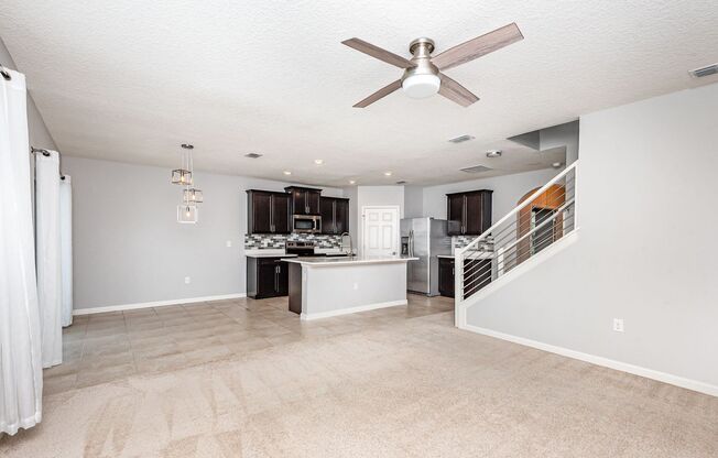 112 ALAMERE DRIVE SW