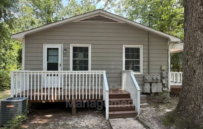 219 BYRUM ST