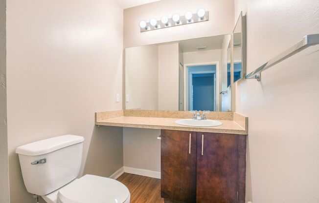 2 beds, 1.5 baths, 1,075 sqft, $2,040, Unit 15101