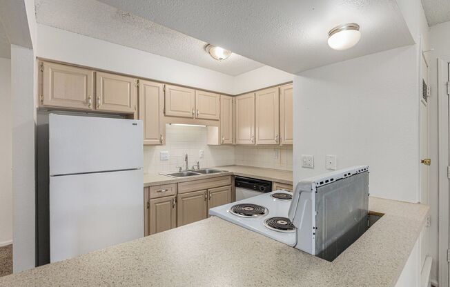 1 bed, 1 bath, 870 sqft, $945, Unit 7071 Unit #225