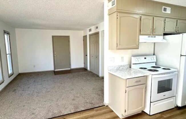 2 beds, 1 bath, $850