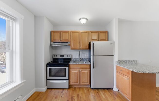 Studio, 1 bath, 250 sqft, $1,275, Unit 7450-32