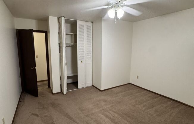 2 beds, 1.5 baths, 1,000 sqft, $1,437, Unit 9102-101