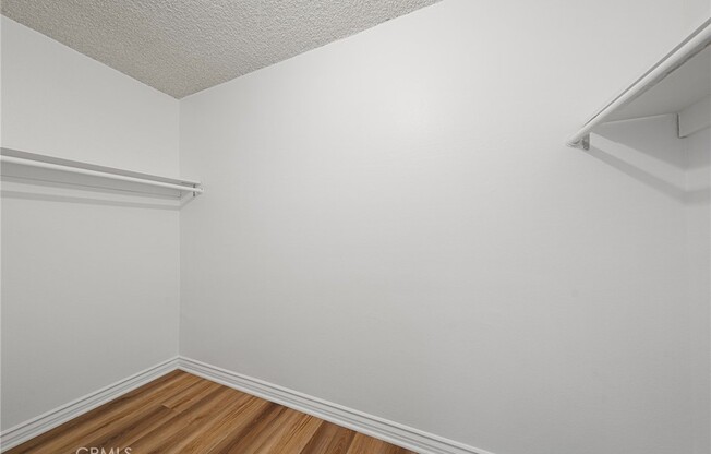 5000 S Centinela Ave