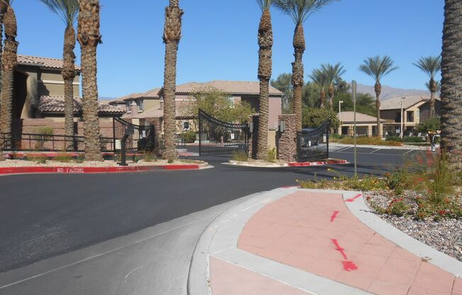 3 beds, 2 baths, $1,700, Unit # 14 2054