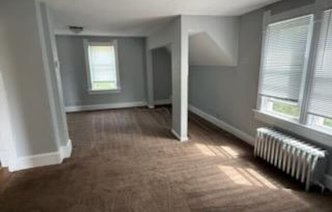 5036 S. 92nd St