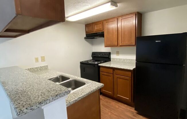 2 beds, 2 baths, 1,003 sqft, $1,120, Unit 2905