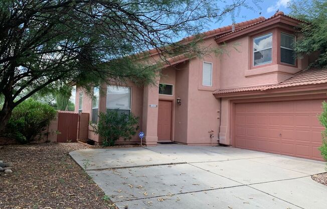 NW 3 bedroom, 2.5 bath w/ Community Pools