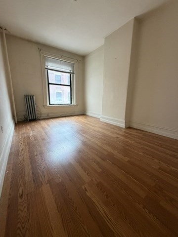 2 beds, 1 bath, 700 sqft, $3,150, Unit 2