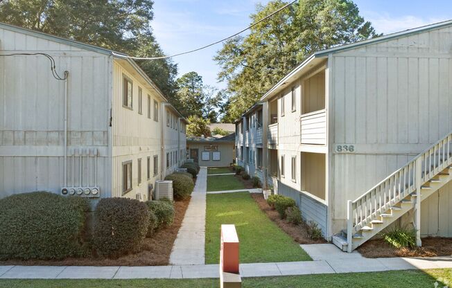 1 bed, 1 bath, 540 sqft, $850, Unit 836 - 8