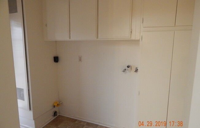 3 beds, 2 baths, $2,250