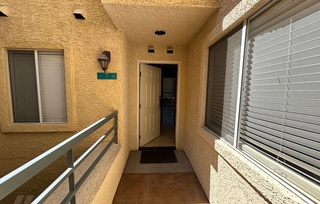 1 bedroom condo in Luxury complex near the Linq