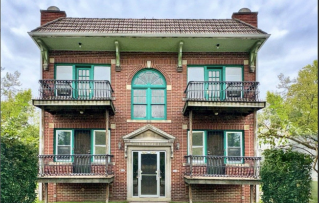 3424 E. 139th St. CLEVELAND, OH 44120