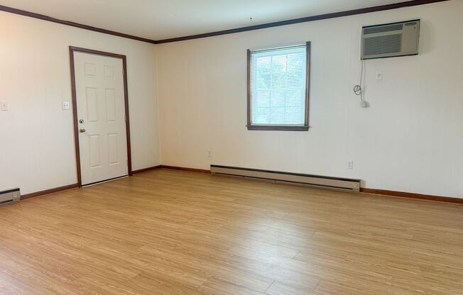 101 Lyons Ave, Colonial Heights