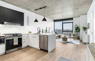 1233 W FULTON ST