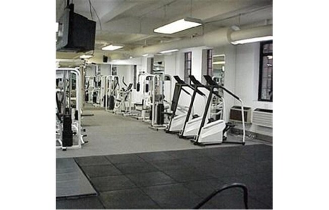 Studio, 1 bath, $2,750, Unit 1402